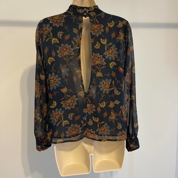 Karlie Navy Floral Print Long Sleeve Lined Open Back Blouse Medium - Picture 3 of 9